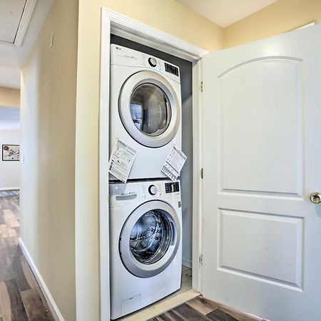 Ideally Located Glen Cove Apartment! Экстерьер фото