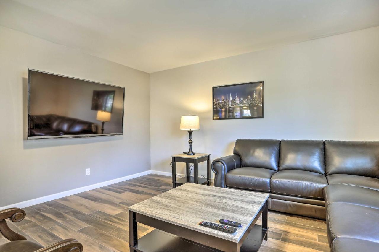 Ideally Located Glen Cove Apartment! Экстерьер фото
