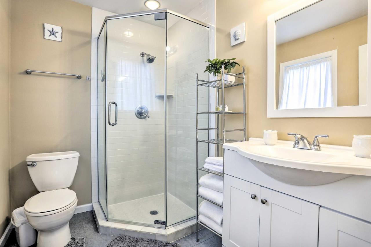 Ideally Located Glen Cove Apartment! Экстерьер фото