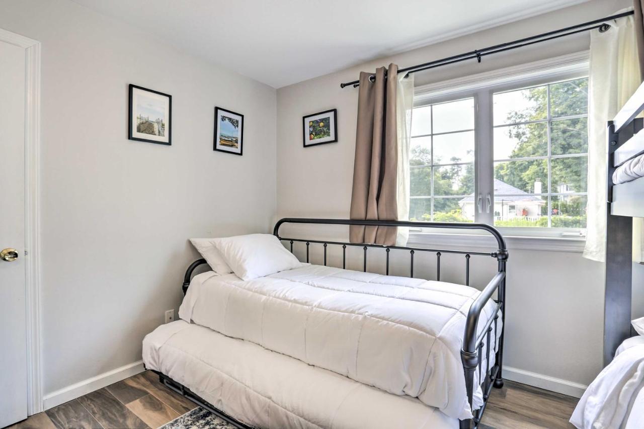 Ideally Located Glen Cove Apartment! Экстерьер фото